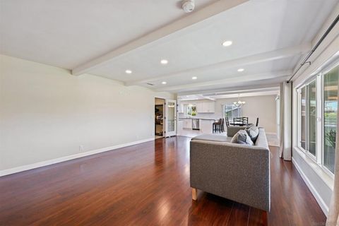Tiny photo for 2124 Oak Hill Dr. DR, Escondido, CA 92027 (MLS # 260013679SD)