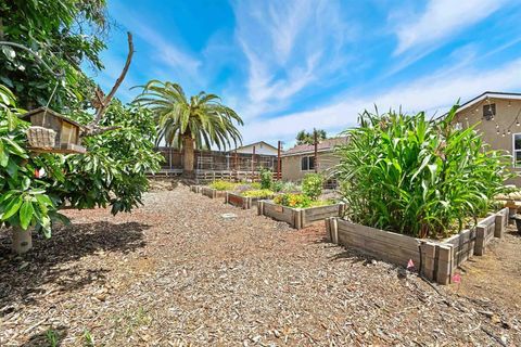 Tiny photo for 2124 Oak Hill Dr. DR, Escondido, CA 92027 (MLS # 260013679SD)