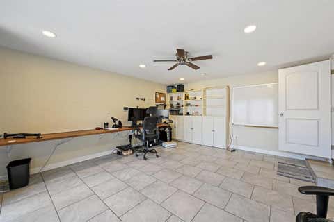 Tiny photo for 2124 Oak Hill Dr. DR, Escondido, CA 92027 (MLS # 260013679SD)