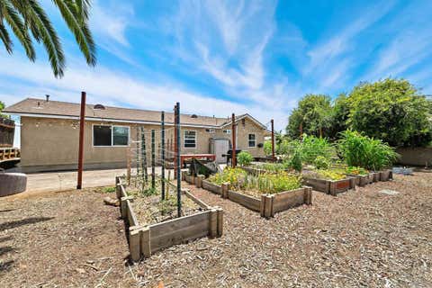 Tiny photo for 2124 Oak Hill Dr. DR, Escondido, CA 92027 (MLS # 260013679SD)
