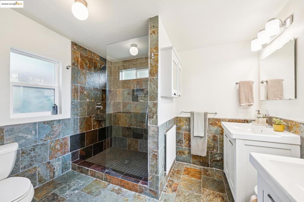THOUSAND OAKS - Residential