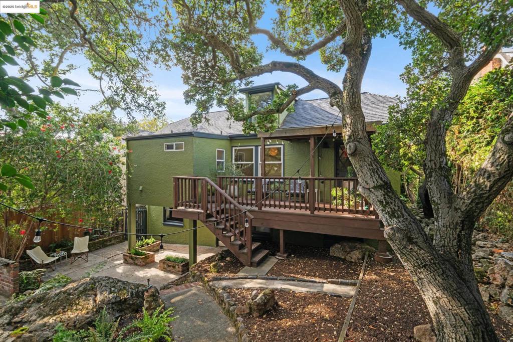 THOUSAND OAKS - Residential