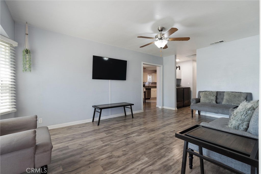 1513 W 138TH