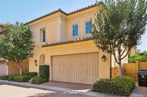 Photo of 76 Bianco, Irvine, CA 92618 (MLS # OC25246485) Photo of 76 Bianco, Irvine, CA 92618 (MLS # OC25246485)
