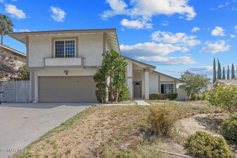 Photo of 28636 Lapine Avenue, Saugus, CA 91390 (MLS # 226004443)