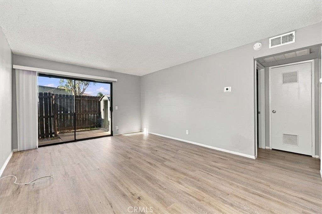 1150 S Meadow Lane 66