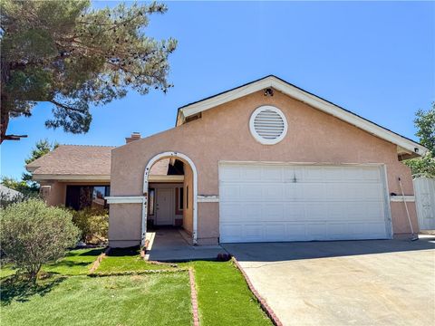 Photo of 36648 Spanish Broom Drive, Palmdale, CA 93550 (MLS # SR25136941)