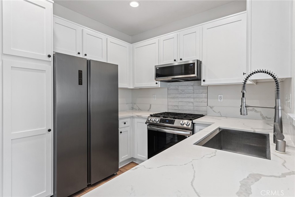 Passeggio (PASG) - Residential Lease