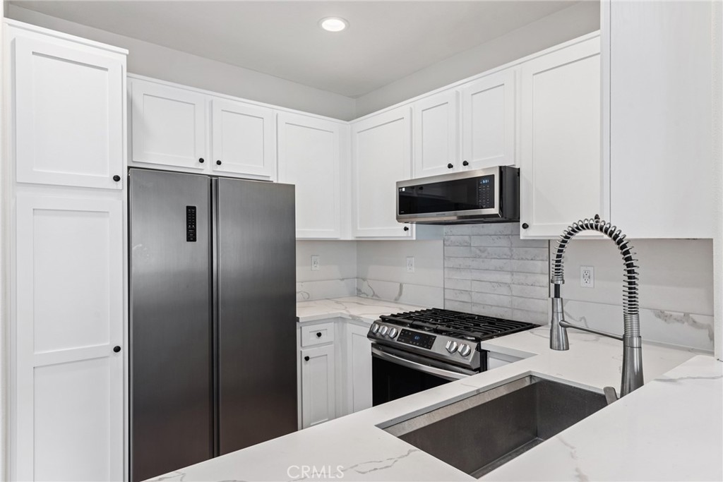 Passeggio (PASG) - Residential Lease