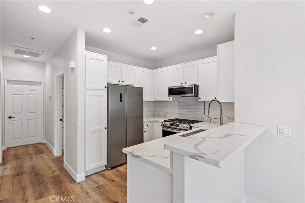 Passeggio (PASG) - Residential Lease