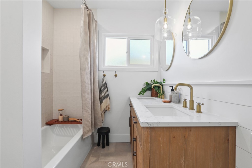 Carson Park/Long Beach (CLB) - Residential