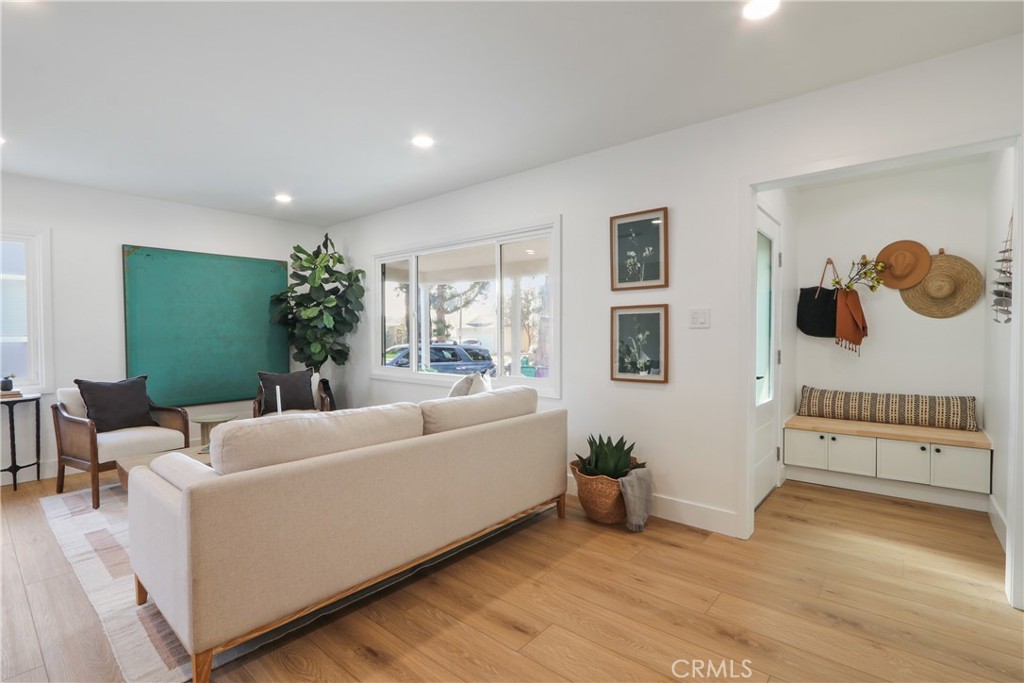 Carson Park/Long Beach (CLB) - Residential