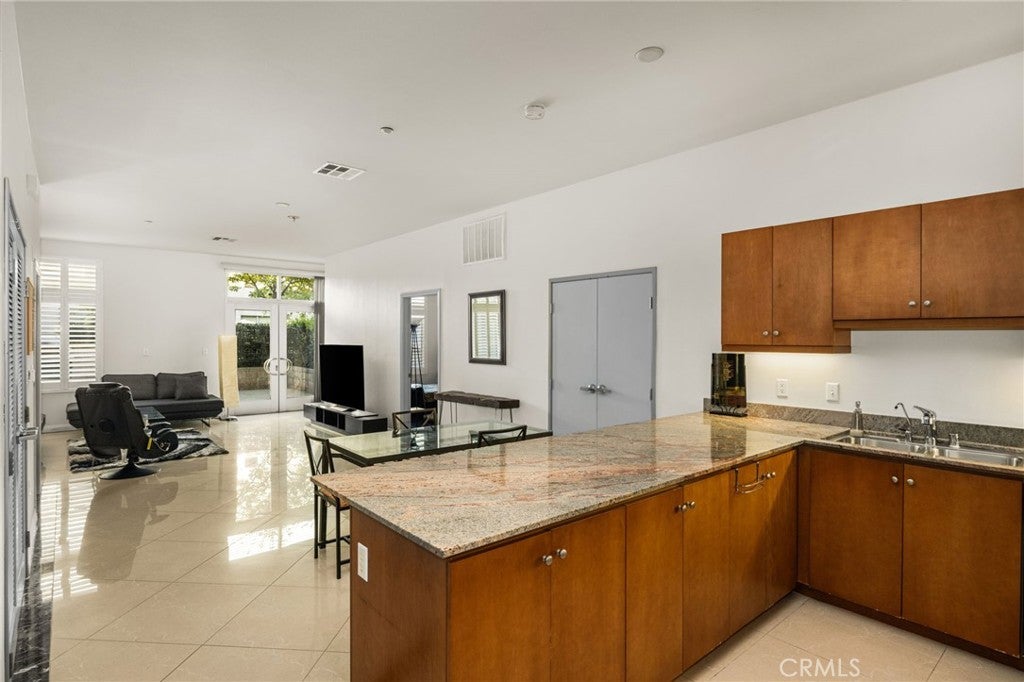 435 W Center Street Promenade 226