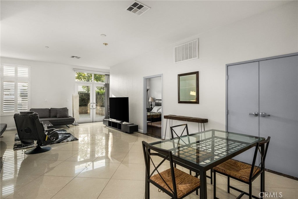 435 W Center Street Promenade 226