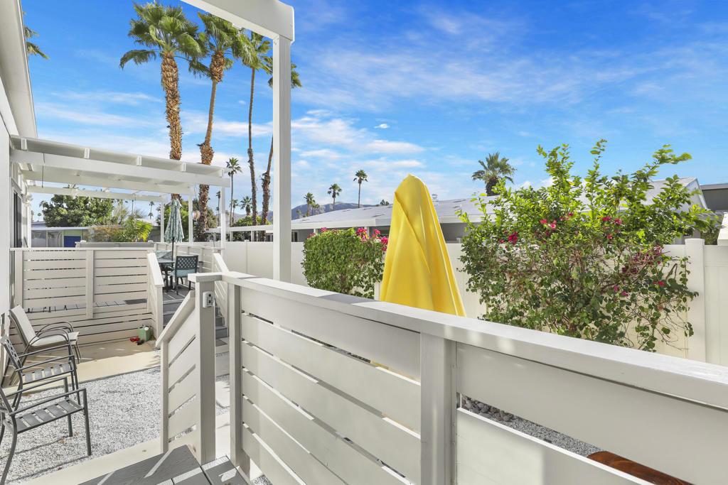 Palm Canyon Mobile C - Manufactured In Park