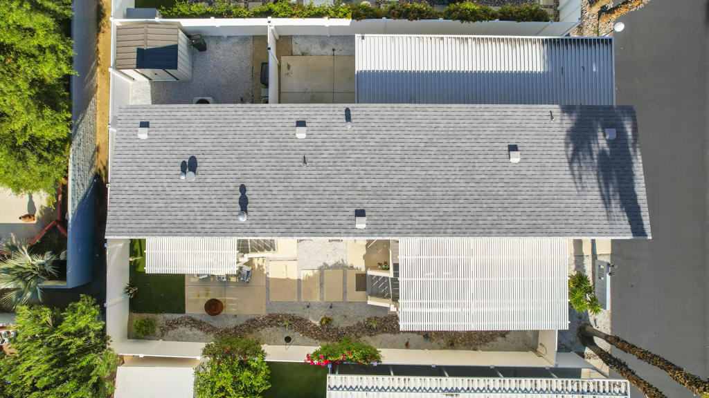 Palm Canyon Mobile C - Manufactured In Park