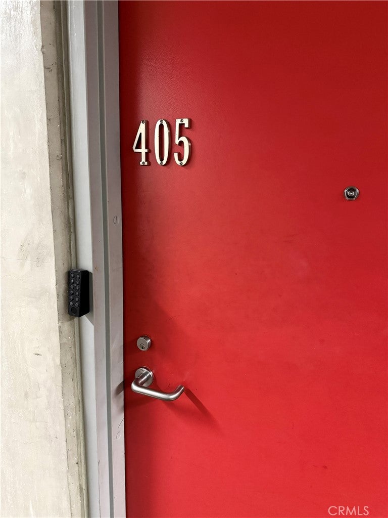 420 S San Pedro Street 405