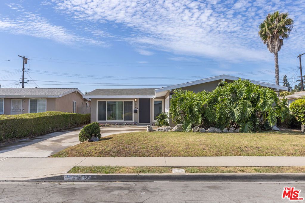 Photo of 424 Markton Street, Los Angeles, CA 90061 (MLS # 25614469)