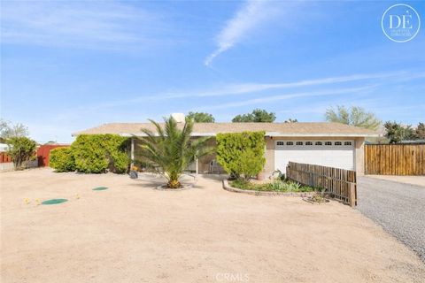 Photo of 9533 Choiceana Ave, Hesperia, CA 92345 (MLS # HD26073722)