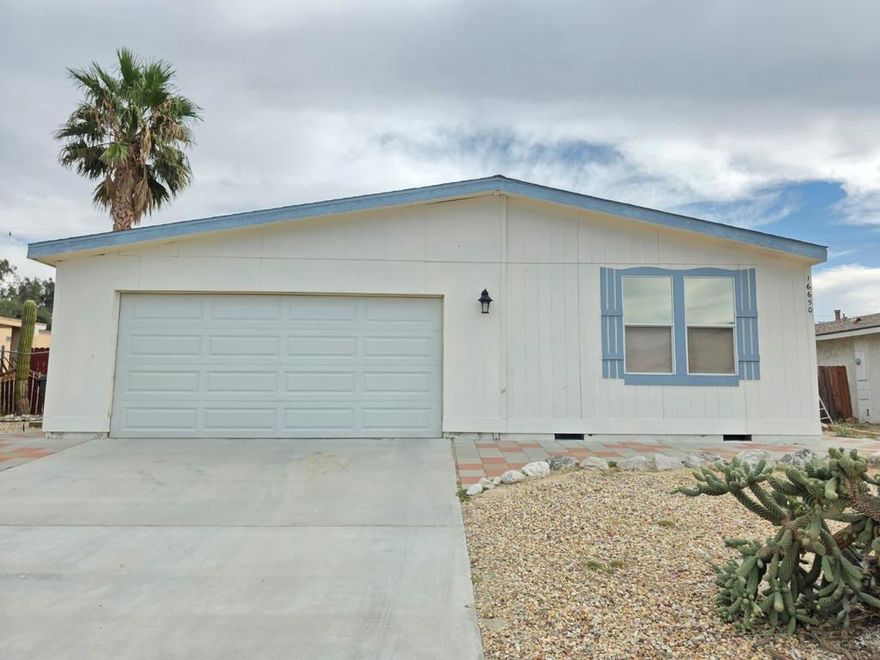 Looking for an affordable home with plenty of space in a great location? This 4-bedroom, 2-bath home might be perfect for you! Built in 2005 and offering 1,661 sq. ft. of living space, it features a fenced yard, attached 2-car garage, and brand-new appliances. A recently installed leased solar system keeps energy costs low, and there's no HOA! Enjoy high ceilings, beautiful views, and easy access to main roads getting anywhere in the valley is a breeze.Available now don't miss out!📞 Call or text for a showing.Hablo Espanol.