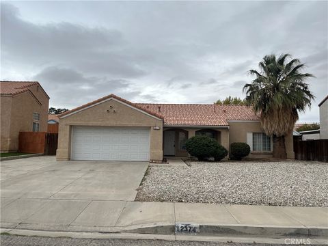 Photo of 12374 Chuckwalla Ln, Victorville, CA 92395 (MLS # IG25255511)
