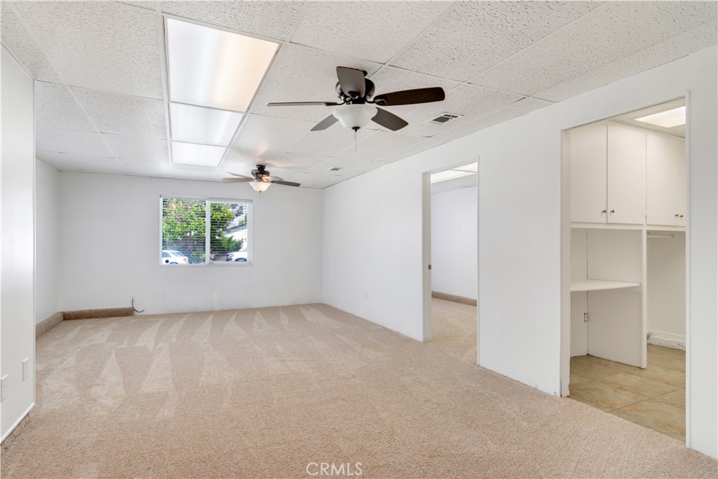 5128 Lakewood Drive