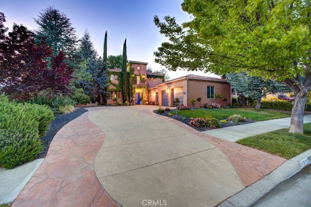 806 Vista Cerro Drive