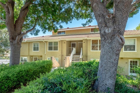 Photo of 2731 Erringer RD, Simi Valley, CA 93065 (MLS # SR26168050)