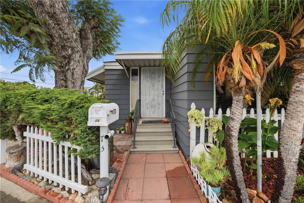 14352 Beach 73
