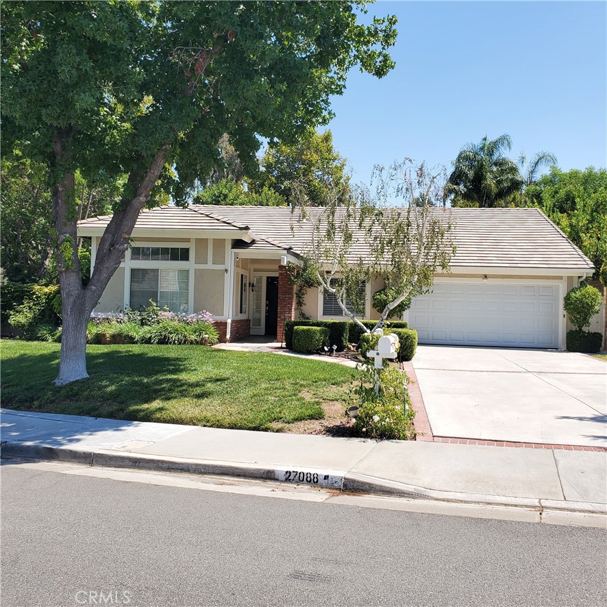 Beautiful Corner Lot with only 1 neighbor. Centrally located and walking distance to award winning schools, shopping and restaurants. 3 Bedrooms plus a Large office. Master bedroom 2 closets one of them being a walk in. 2 Full baths. New AC/Heating. Beautiful wood floors and High ceilings at Living and Dining room area. Remodeled Kitchen with stainless appliances. Hurry this one won't last.