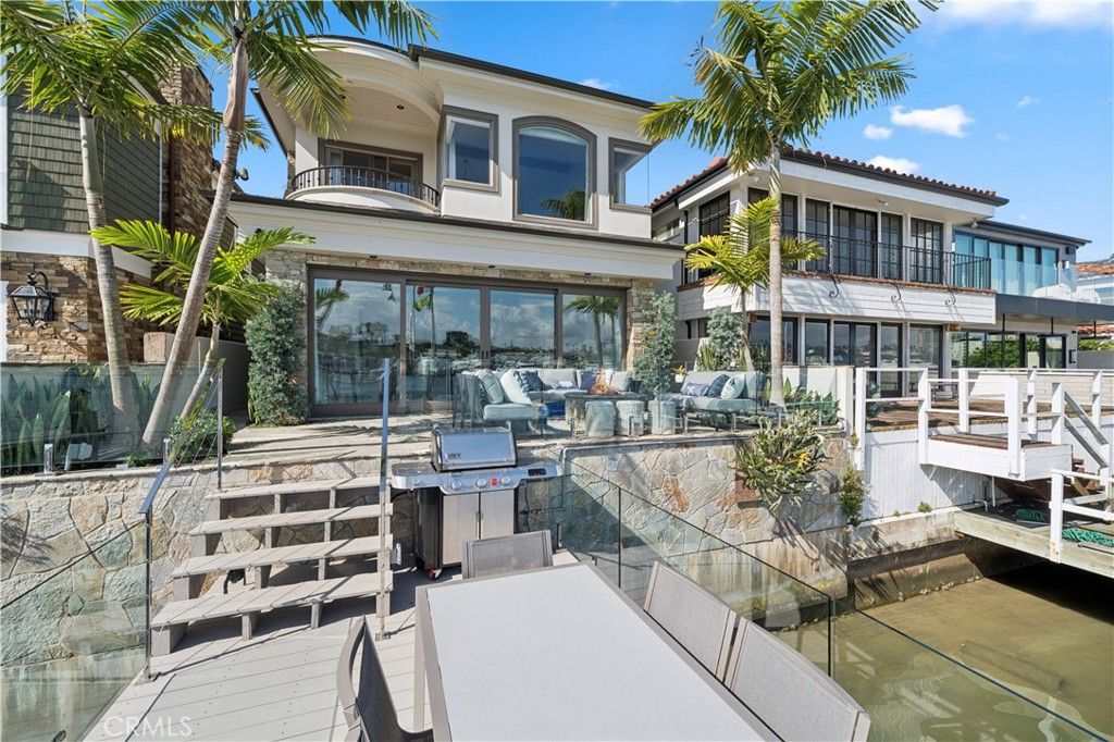 Photo of 118 Via Lido Nord, Newport Beach, CA 92663 (MLS # NP26061750)
