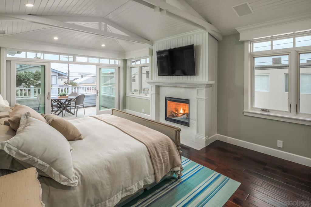 Del Mar - Residential