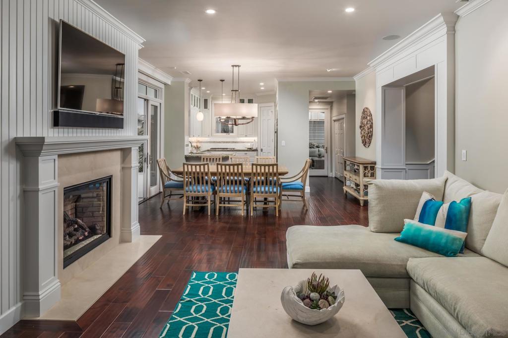 Del Mar - Residential