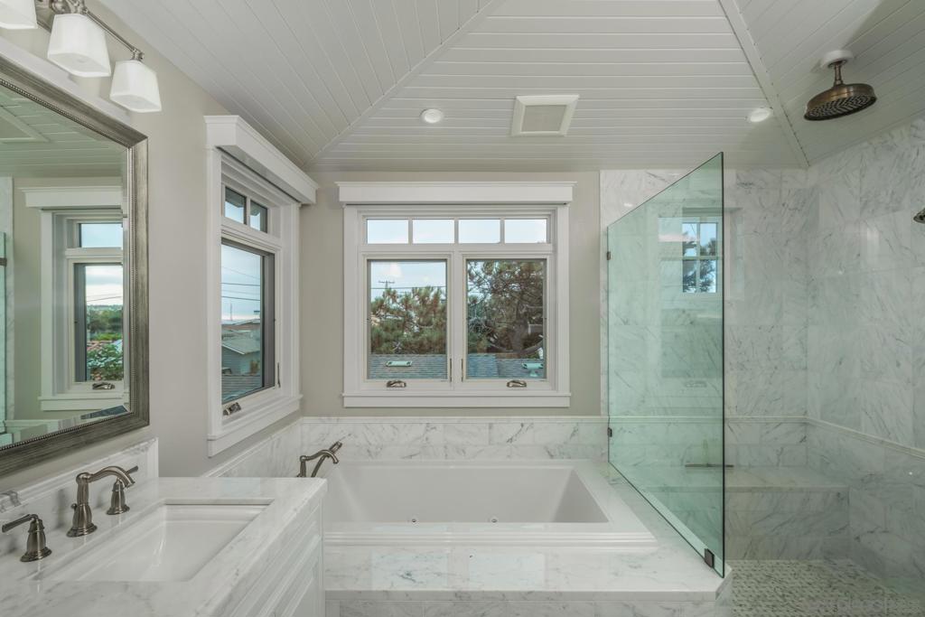 Del Mar - Residential