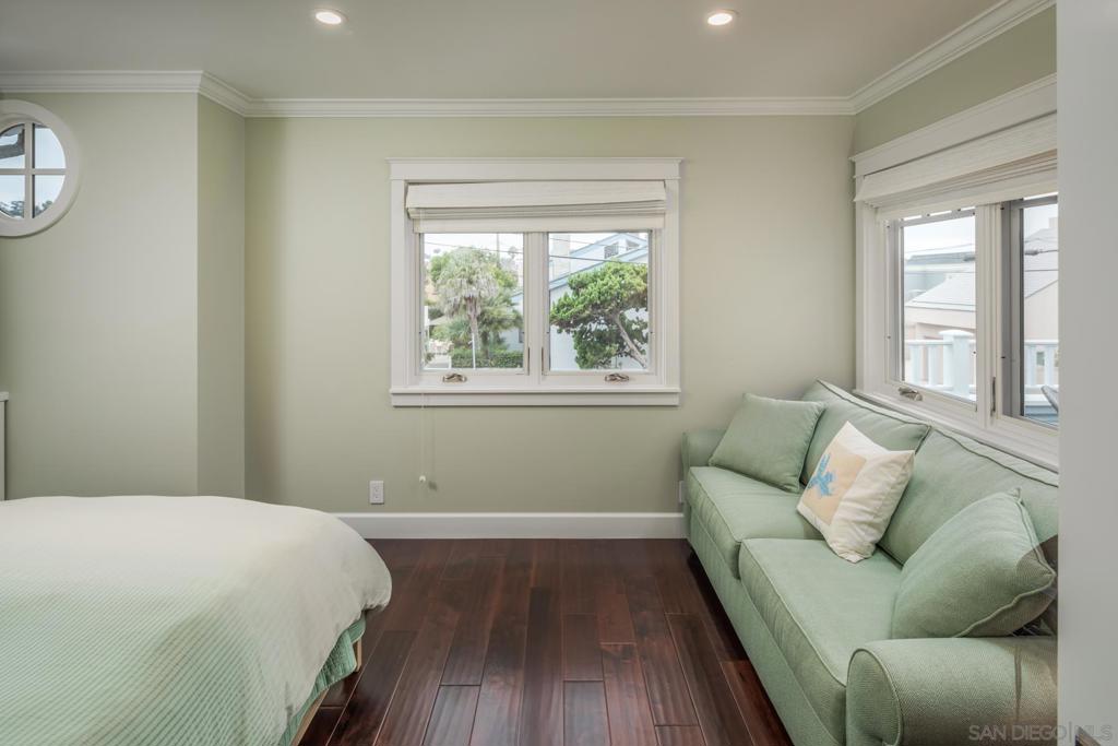 Del Mar - Residential