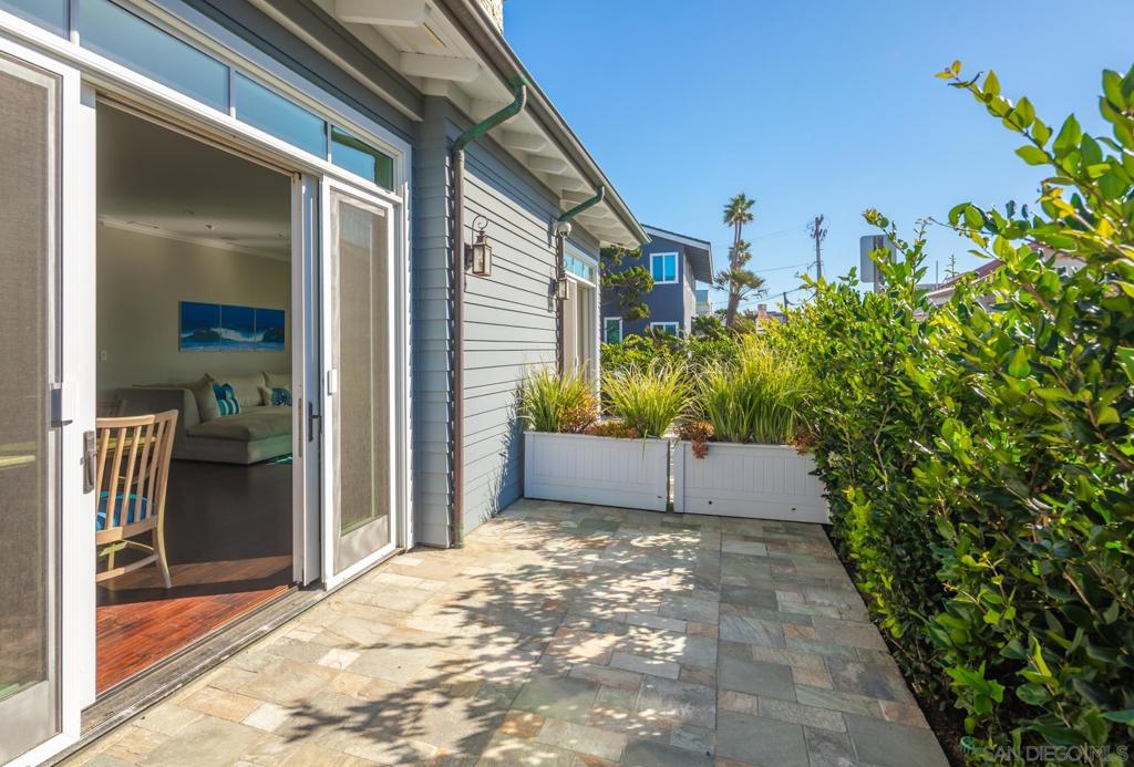 Del Mar - Residential