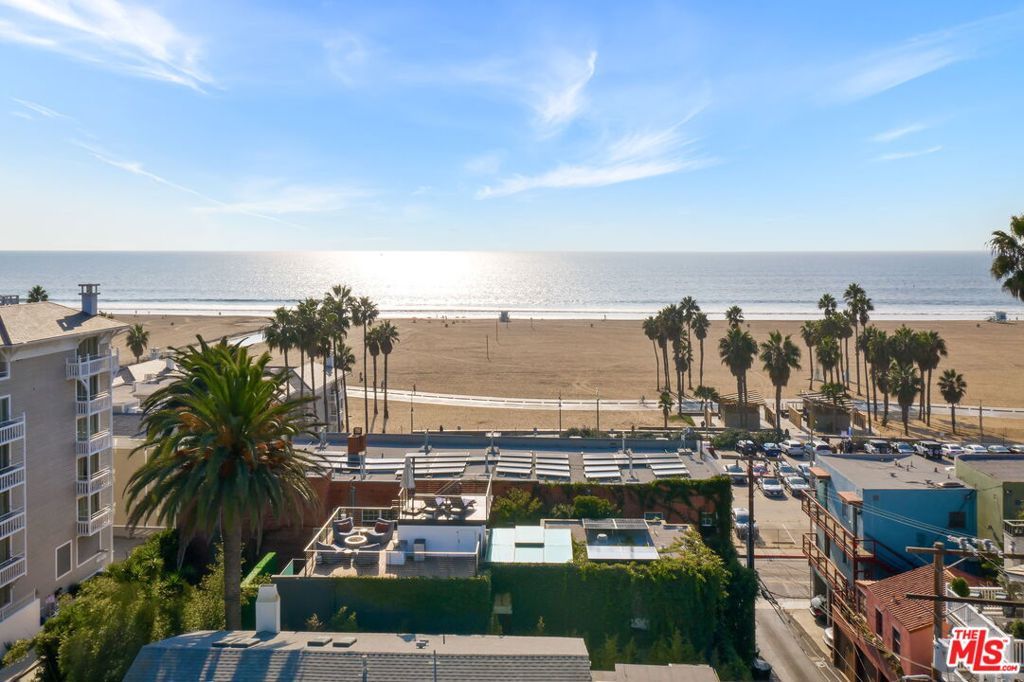 Photo of 7 Vicente Terrace, Santa Monica, CA 90401 (MLS # 25583465)