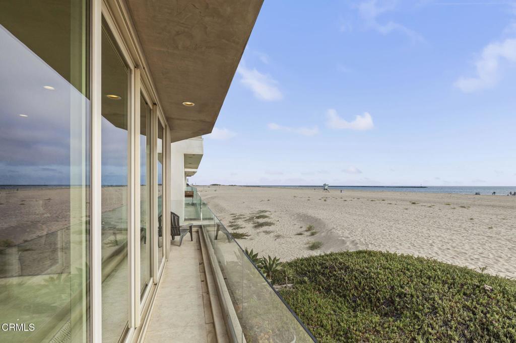 Oxnard, California, 93035, United States, 4 Bedrooms Bedrooms, ,3 BathroomsBathrooms,Residential,Active,2016399