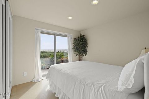 Tiny photo for 3629 Ocean Drive, Oxnard, CA 93035 (MLS # V1-34570)