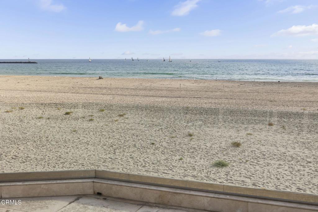 Oxnard, California, 93035, United States, 4 Bedrooms Bedrooms, ,3 BathroomsBathrooms,Residential,Active,2016399