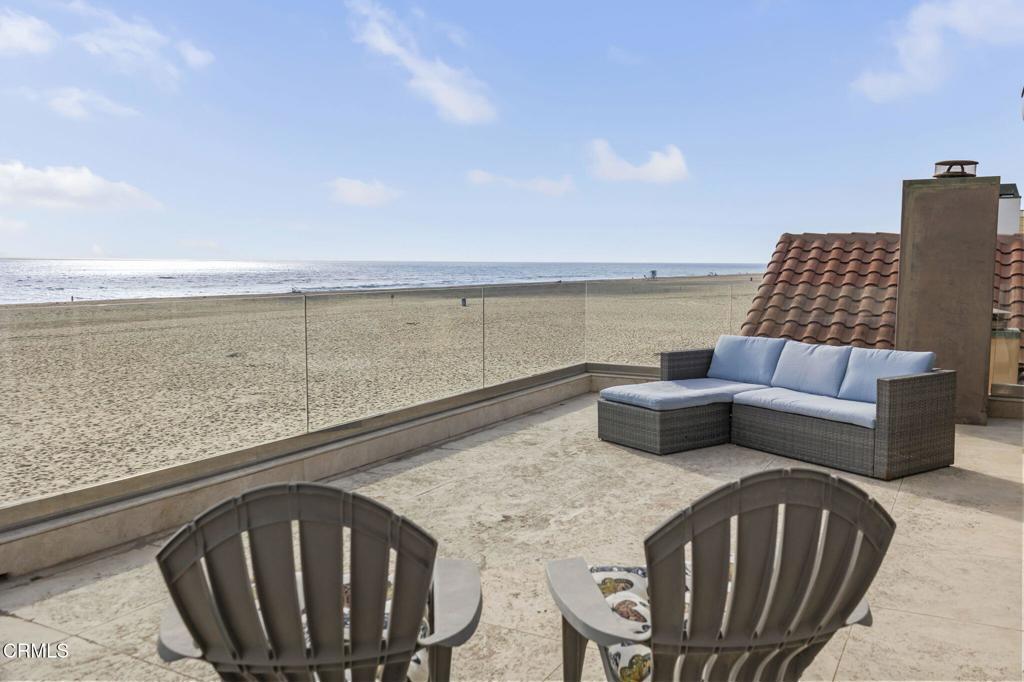 Oxnard, California, 93035, United States, 4 Bedrooms Bedrooms, ,3 BathroomsBathrooms,Residential,Active,2016399