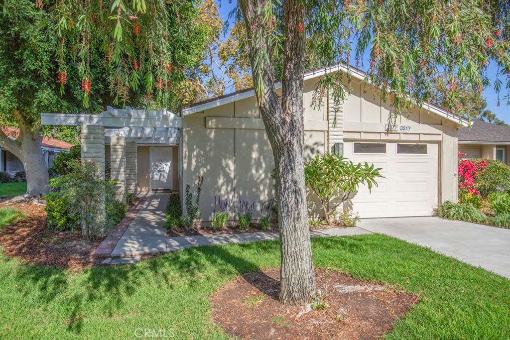 Photo of 3217 Via Carrizo #A, Laguna Woods, CA 92637 (MLS # OC25238163)