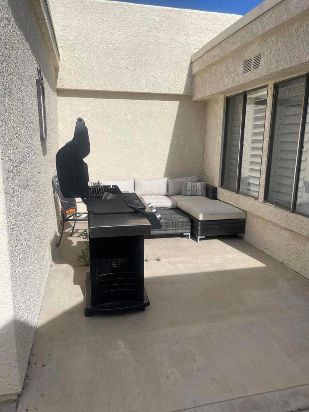 Photo of 77601 Los Arboles Drive, La Quinta, CA 92253 (MLS # 219146646DA)