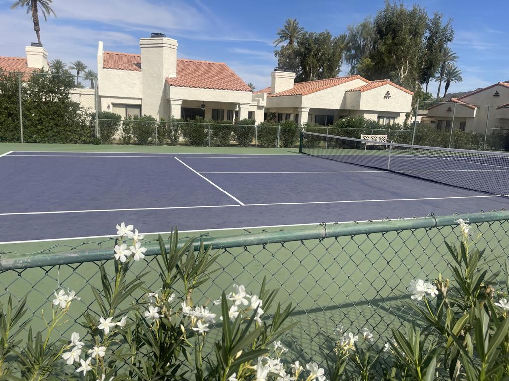 77601 Los Arboles Drive