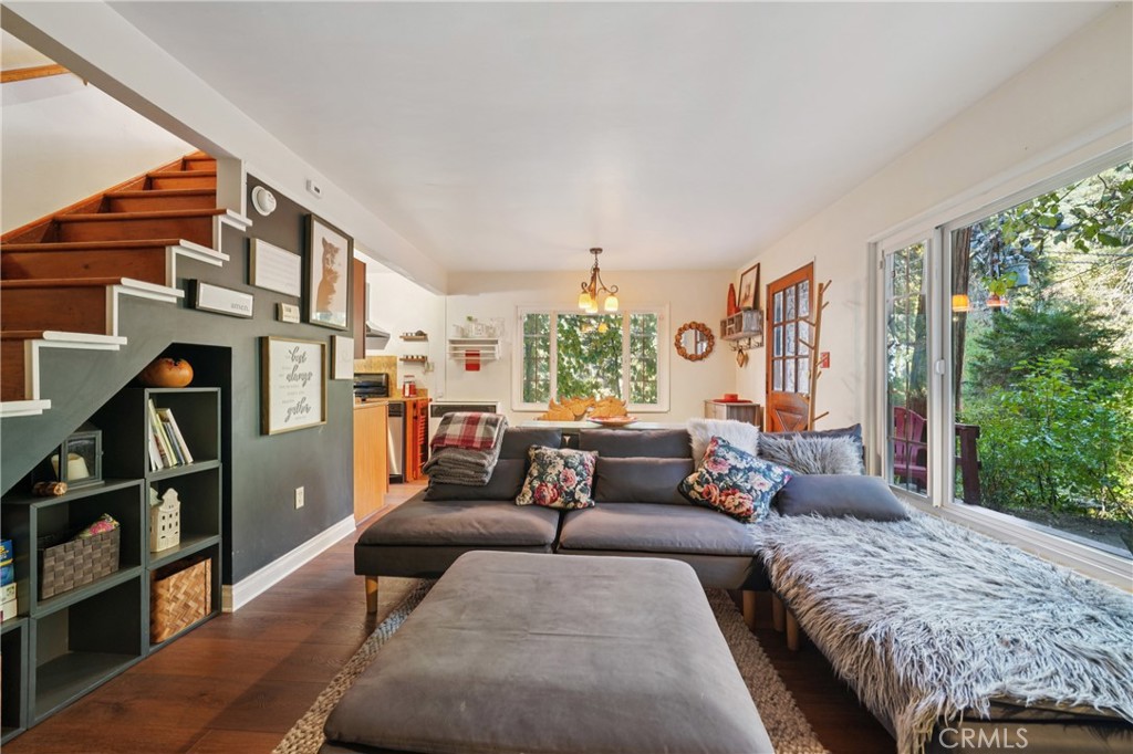 814 Ivy Lane