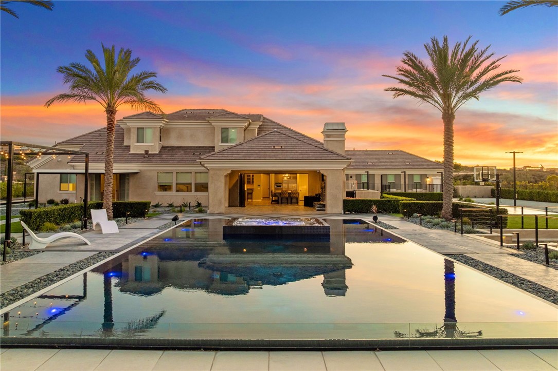41779 Knoll Vista Lane