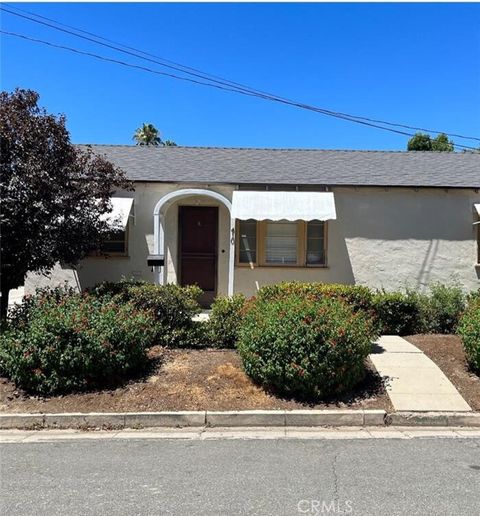 Photo of 36 Parkwood Dr, Redlands, CA 92373 (MLS # IG25196414)