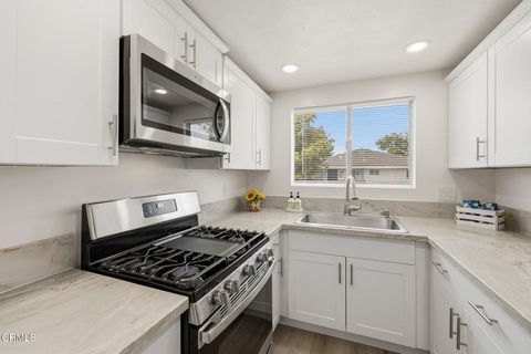 Tiny photo for 1127 Acadia Place, Ventura, CA 93003 (MLS # V1-34421)