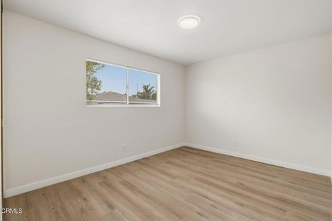 Tiny photo for 1127 Acadia Place, Ventura, CA 93003 (MLS # V1-34421)