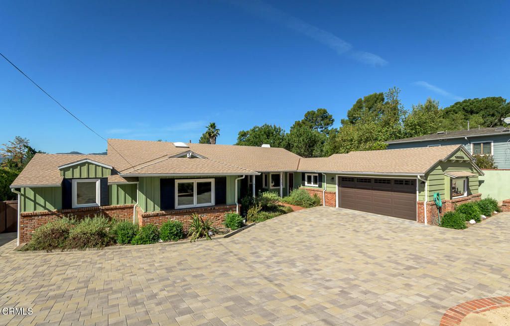 Photo of 5165 Ocean View Boulevard, La Canada Flintridge, CA 91011 (MLS # P1-26670)